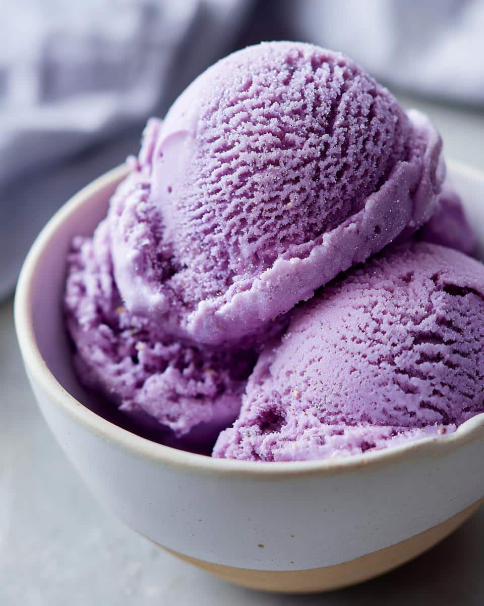 Divine lavender ice cream: 1 magical recipe 6 lavender ice cream - Other 1